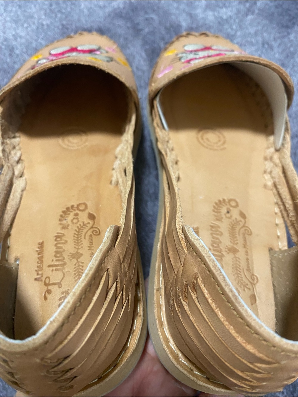 Hello Kitty Tan huaraches - Picture 5 of 5